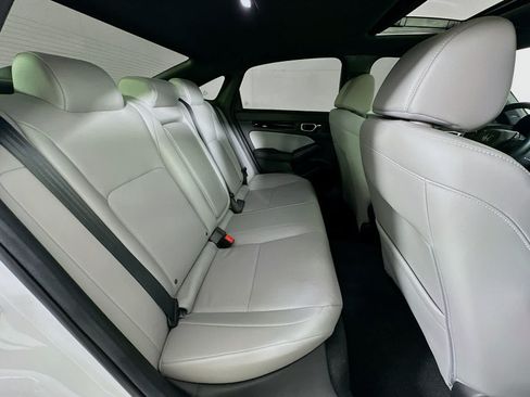 Used 2025 Honda Civic Sport Touring image 32