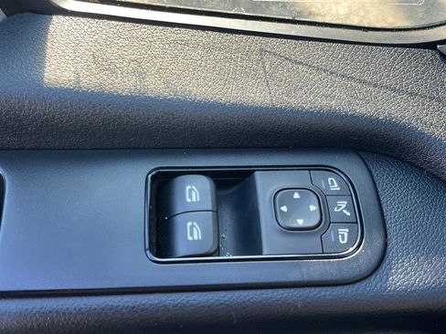 Used 2024 Mercedes-Benz Sprinter 2500 image 31