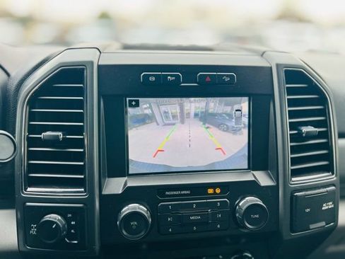 Used 2019 Ford F250 XLT w/ XLT Value Package image 14