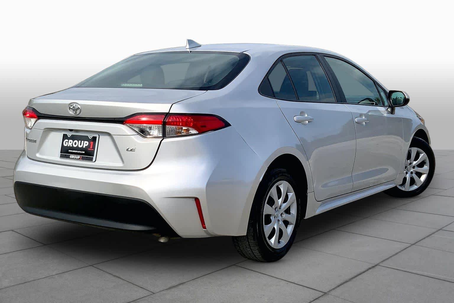 Used 2024 Toyota Corolla LE FWD image 13