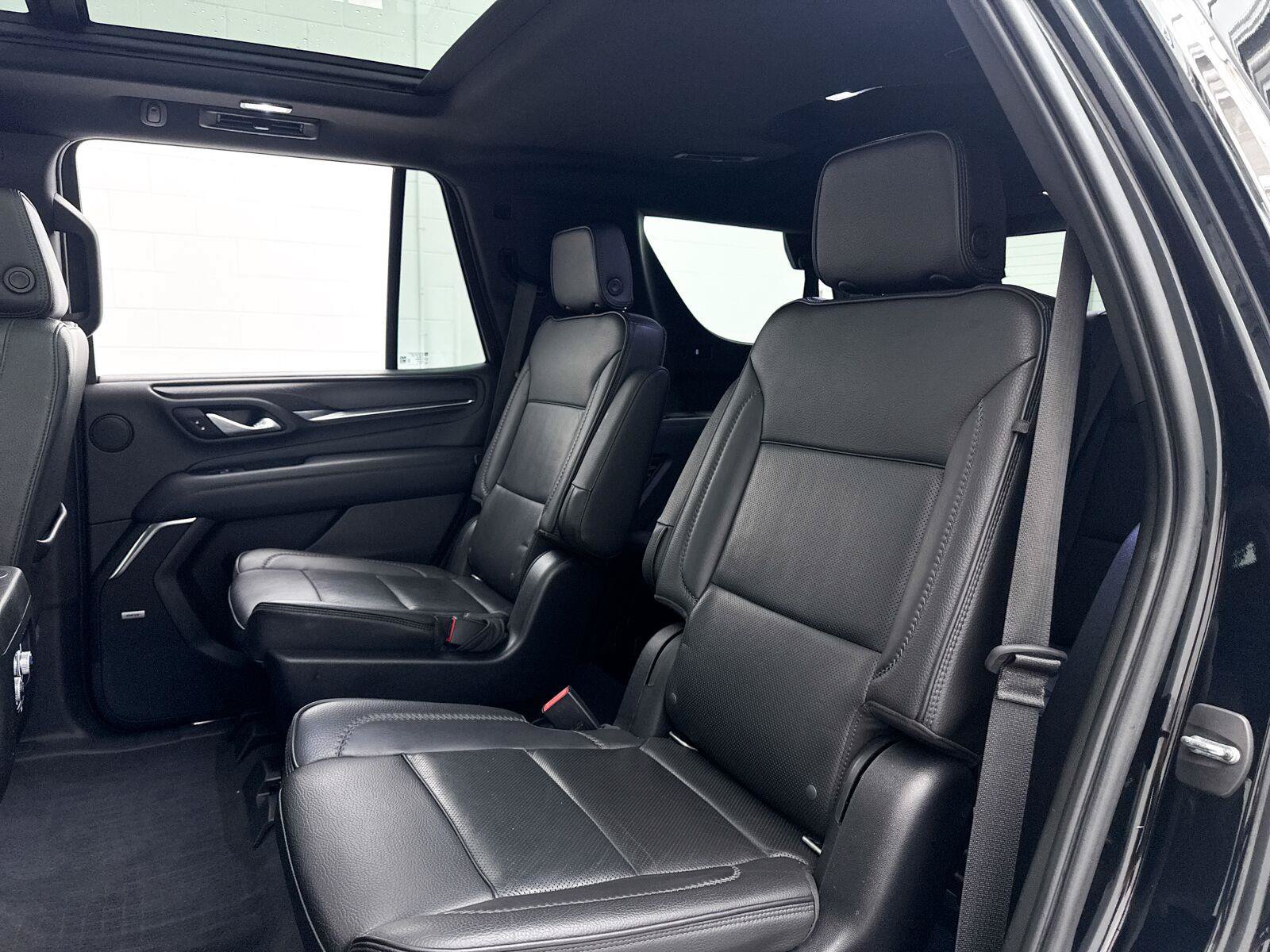 Used 2021 GMC Yukon Denali AWD/4WD image 36