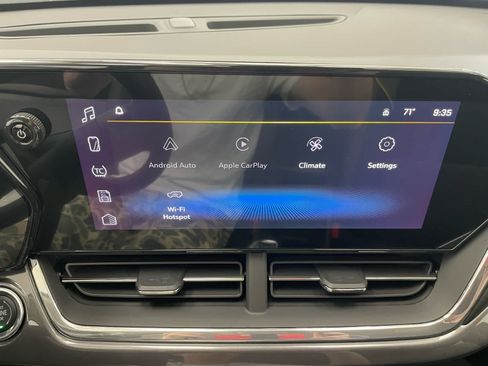 New 2026 Chevrolet Trax ACTIV w/ Driver Confidence Package FWD image 3