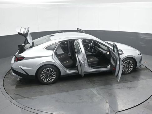 Used 2025 Hyundai Sonata SEL image 47