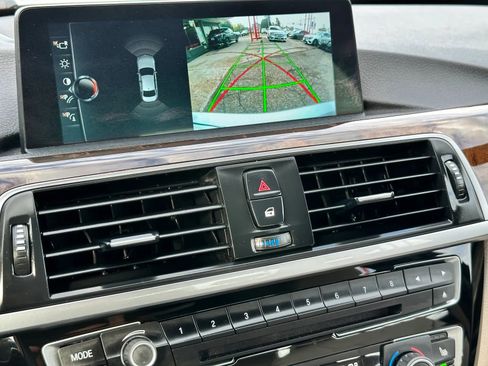 Used 2017 BMW 330i xDrive Sedan image 26