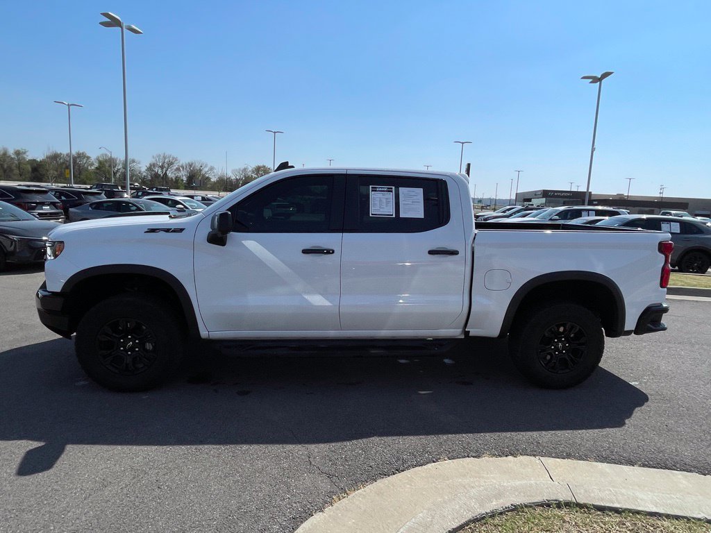 Used 2024 Chevrolet Silverado 1500 ZR2 w/ Technology Package AWD/4WD image 4