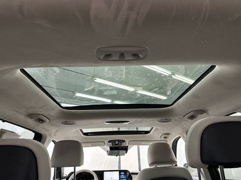 Used 2025 Hyundai Palisade Calligraphy FWD image 23