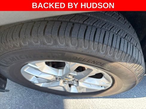 Used 2020 Chevrolet Traverse LT AWD/4WD image 3
