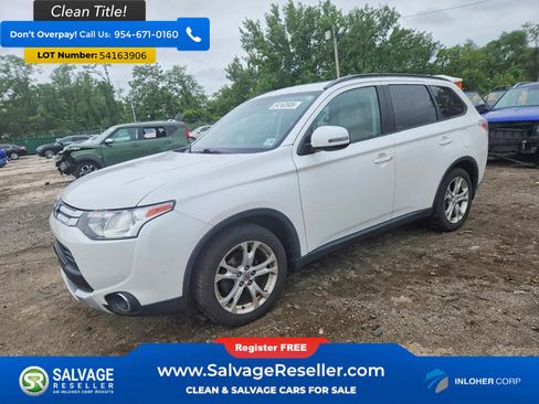Used 2015 Mitsubishi Outlander SE AWD/4WD image 1