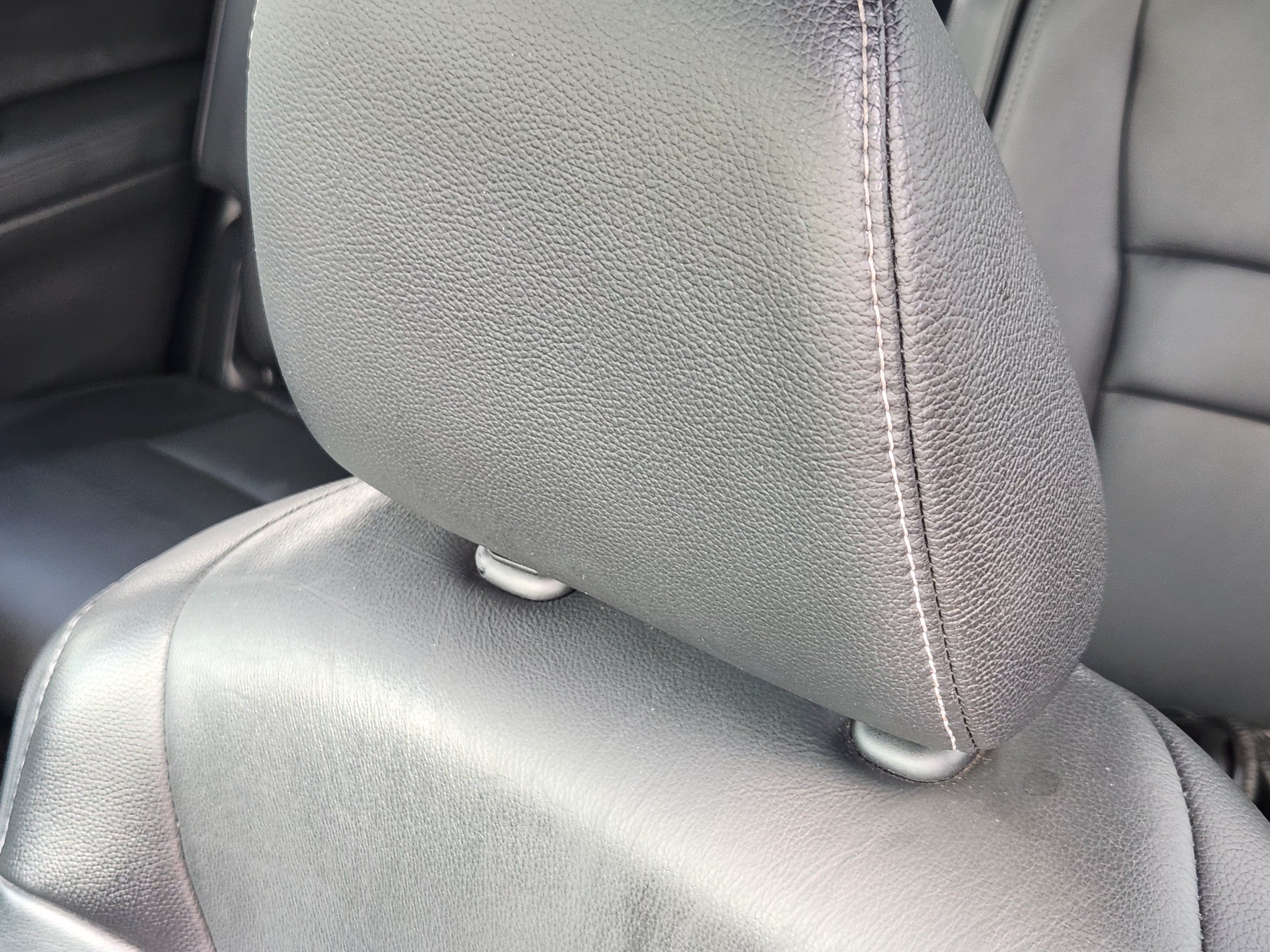 Used 2021 Honda Pilot Touring image 16