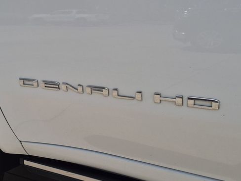 Used 2024 GMC Sierra 3500 Denali w/ Denali Reserve Package AWD/4WD image 7