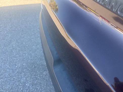 Used 2021 Chevrolet Traverse LT image 4