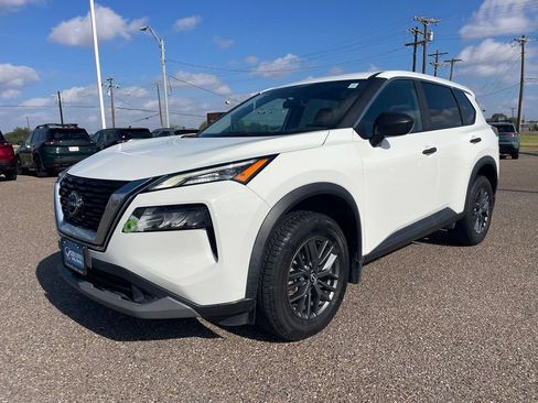 Certified 2023 Nissan Rogue S FWD image 3
