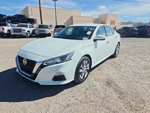 Used 2021 Nissan Altima 2.5 S image 1