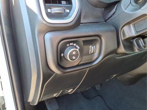 Used 2025 RAM 2500 Tradesman image 21