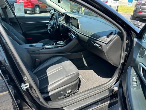 Used 2022 Hyundai Sonata Limited FWD image 34