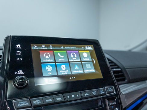 Used 2024 Honda Odyssey Elite image 17