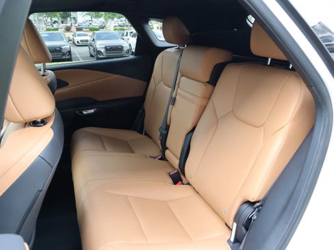 Used 2024 Lexus RX 350 Premium Plus w/ Convenience Package FWD image 36
