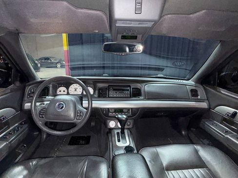 Used 2004 Mercury Marauder image 2