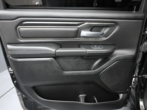 Used 2020 RAM 1500 Sport w/ Level 2 Equipment Goup w/2_L AWD/4WD image 15