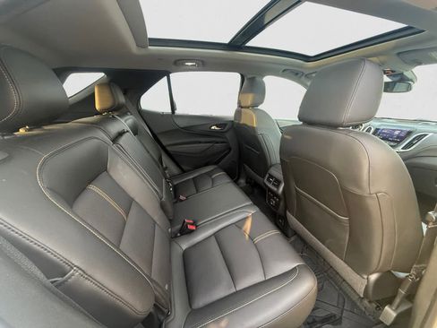 Used 2022 Chevrolet Equinox Premier image 16