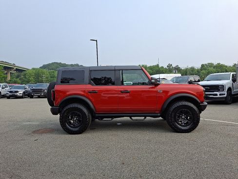 Certified 2024 Ford Bronco Wildtrak image 12