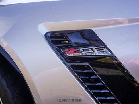 Used 2015 Chevrolet Corvette Z06 w/ 3LZ Preferred Equipment Group image 73