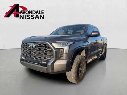 Used 2022 Toyota Tundra Platinum AWD/4WD image 2