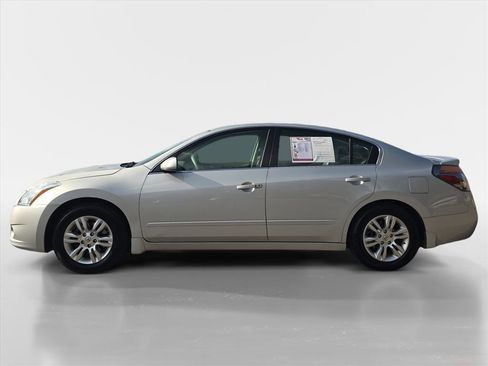 Used 2012 Nissan Altima 2.5 S w/ 20th Anniversary Pkg image 2