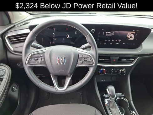 Used 2024 Buick Encore GX Preferred AWD/4WD image 12