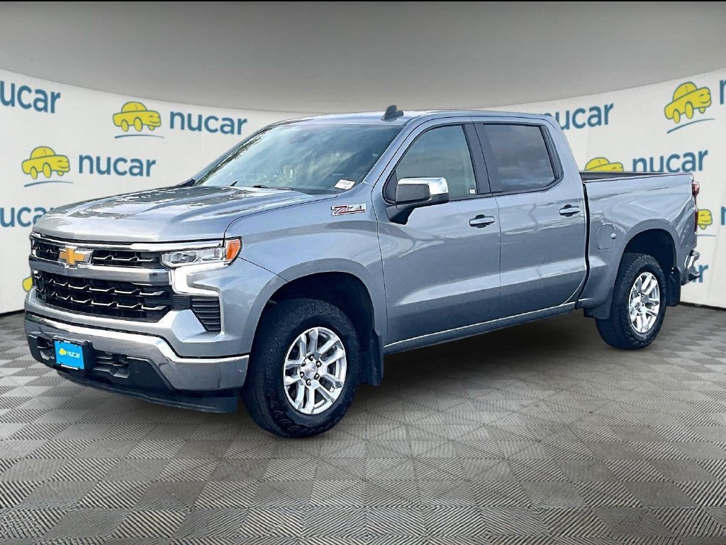 Used 2023 Chevrolet Silverado 1500 LT AWD/4WD image 3