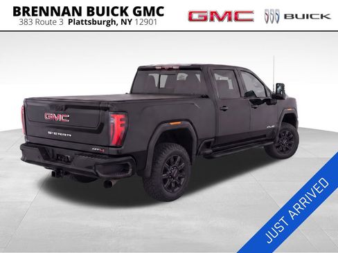 Certified 2025 GMC Sierra 3500 AT4 w/ AT4 Premium Plus Package AWD/4WD image 5