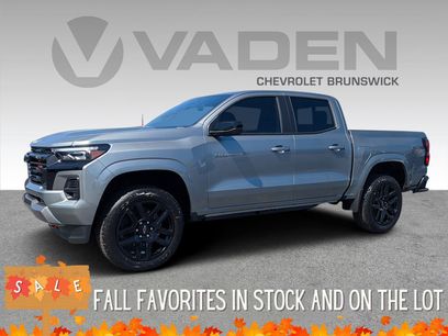 New 2025 Chevrolet Colorado Z71 w/ Z71 Convenience Package 2