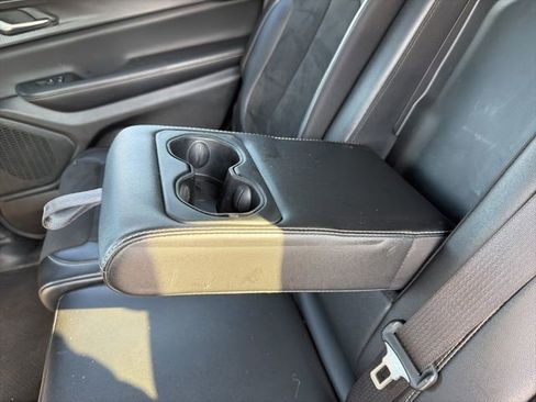 Used 2024 Jeep Grand Cherokee L Laredo image 22