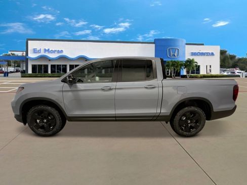 New 2026 Honda Ridgeline Black Edition image 2
