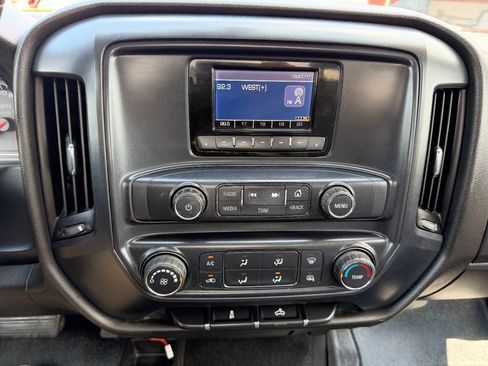 Used 2015 Chevrolet Silverado 2500 W/T w/ WT Convenience Package AWD/4WD image 26