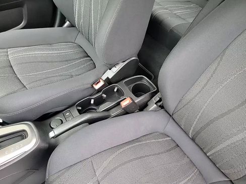 Used 2014 Chevrolet Sonic LT image 19
