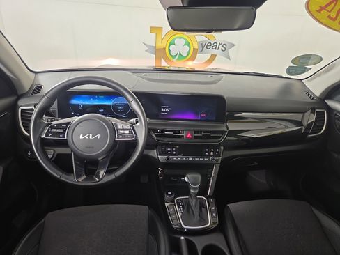 Used 2024 Kia Seltos S image 12