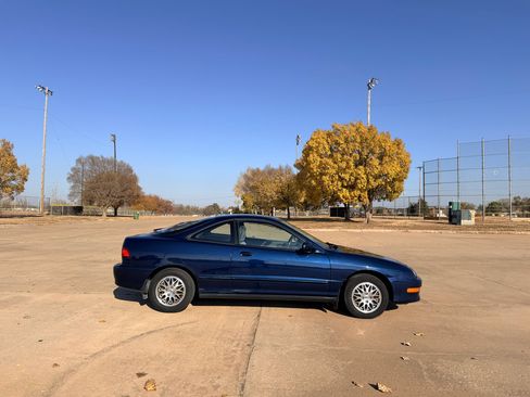 Used 1998 Acura Integra LS image 24