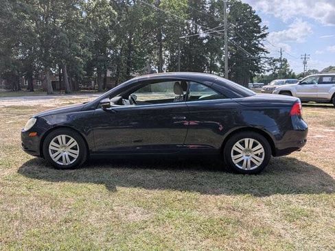 Used 2010 Volkswagen Eos Komfort FWD image 6