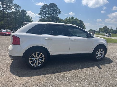 Used 2011 Ford Edge Limited FWD image 12