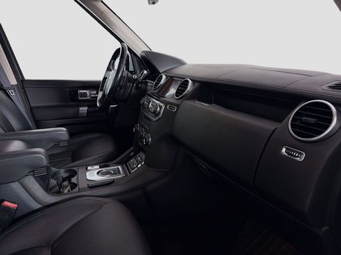 Used 2016 Land Rover LR4 HSE LUX image 33