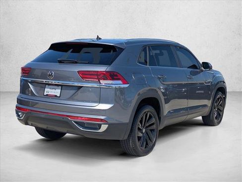 Used 2023 Volkswagen Atlas Cross Sport SE FWD image 5