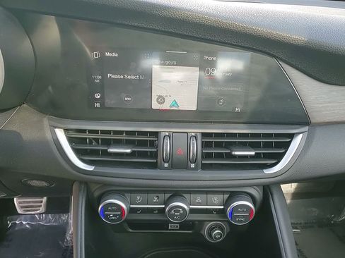 Used 2022 Alfa Romeo Giulia Ti w/ Active Assist Plus Package image 31