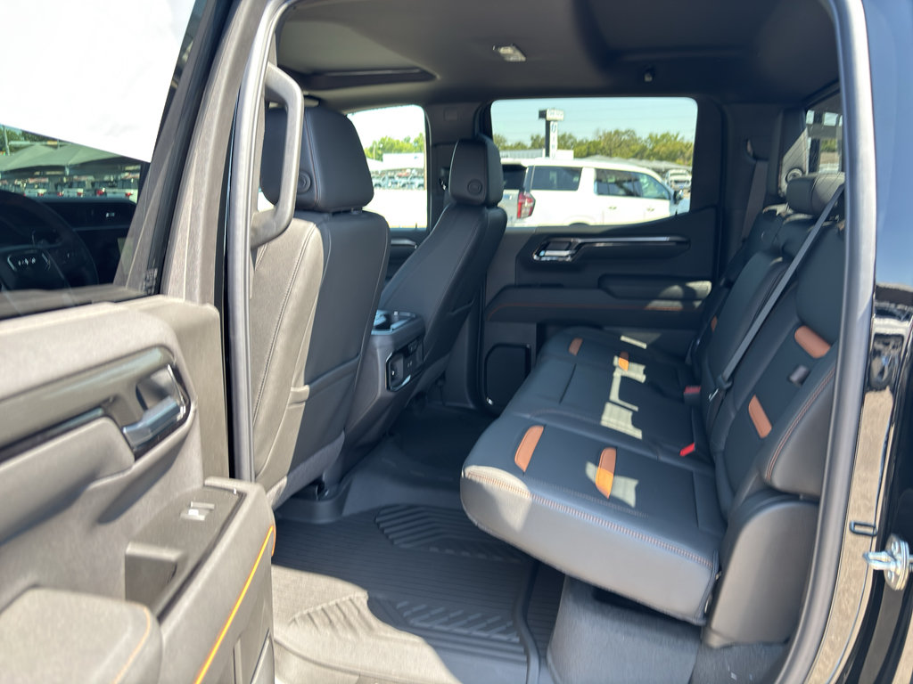 New 2026 GMC Sierra 1500 AT4 w/ AT4 Premium Package AWD/4WD image 14