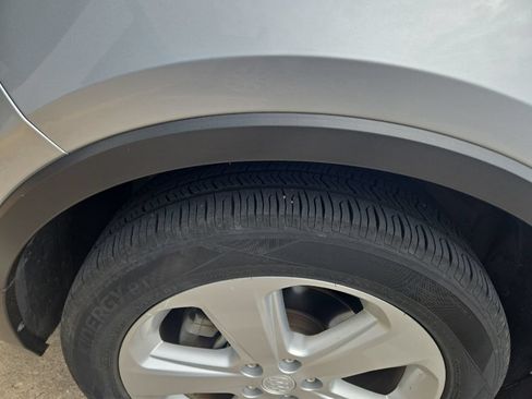 Used 2015 Buick Encore Convenience FWD image 4