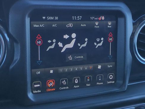 Used 2021 Jeep Wrangler Unlimited Sahara image 32