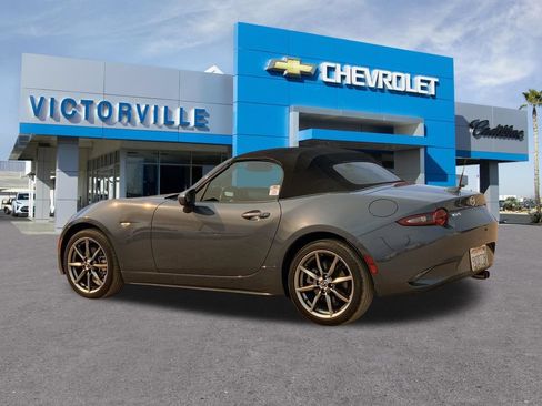 Used 2021 MAZDA MX-5 Miata Grand Touring RWD image 6