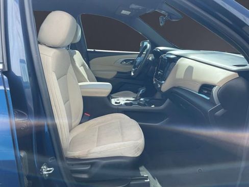 Used 2023 Chevrolet Traverse LS AWD/4WD image 13