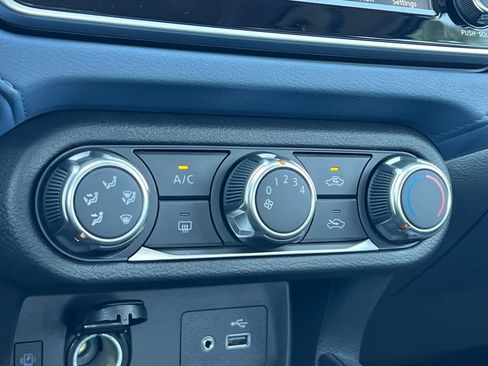 New 2025 Nissan Versa SV w/ Trunk Package image 16