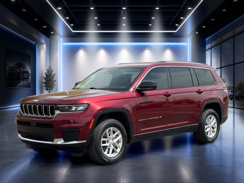 Used 2023 Jeep Grand Cherokee L Laredo w/ Trailer Tow Group (B) AWD/4WD image 9